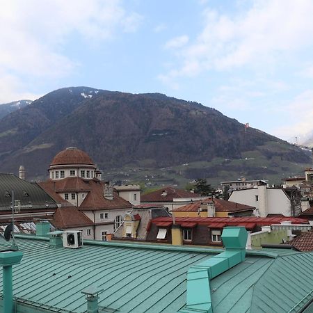 Appartamento Ausblick Kleinjuwel Mit Panoramablick + Garage Merano Esterno foto