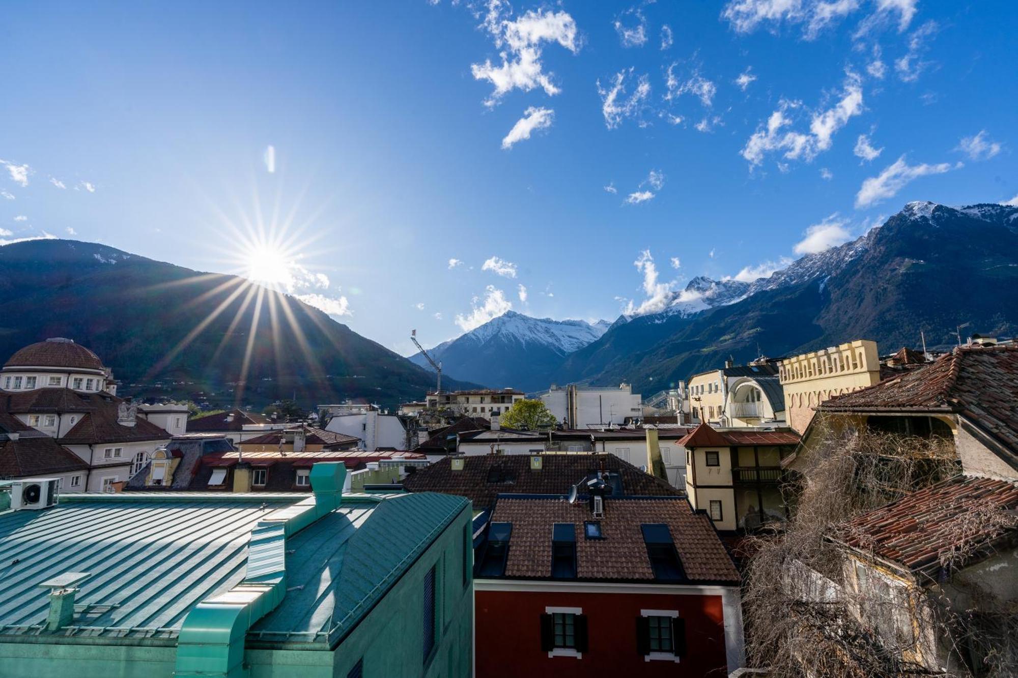 Appartamento Ausblick Kleinjuwel Mit Panoramablick + Garage Merano Esterno foto