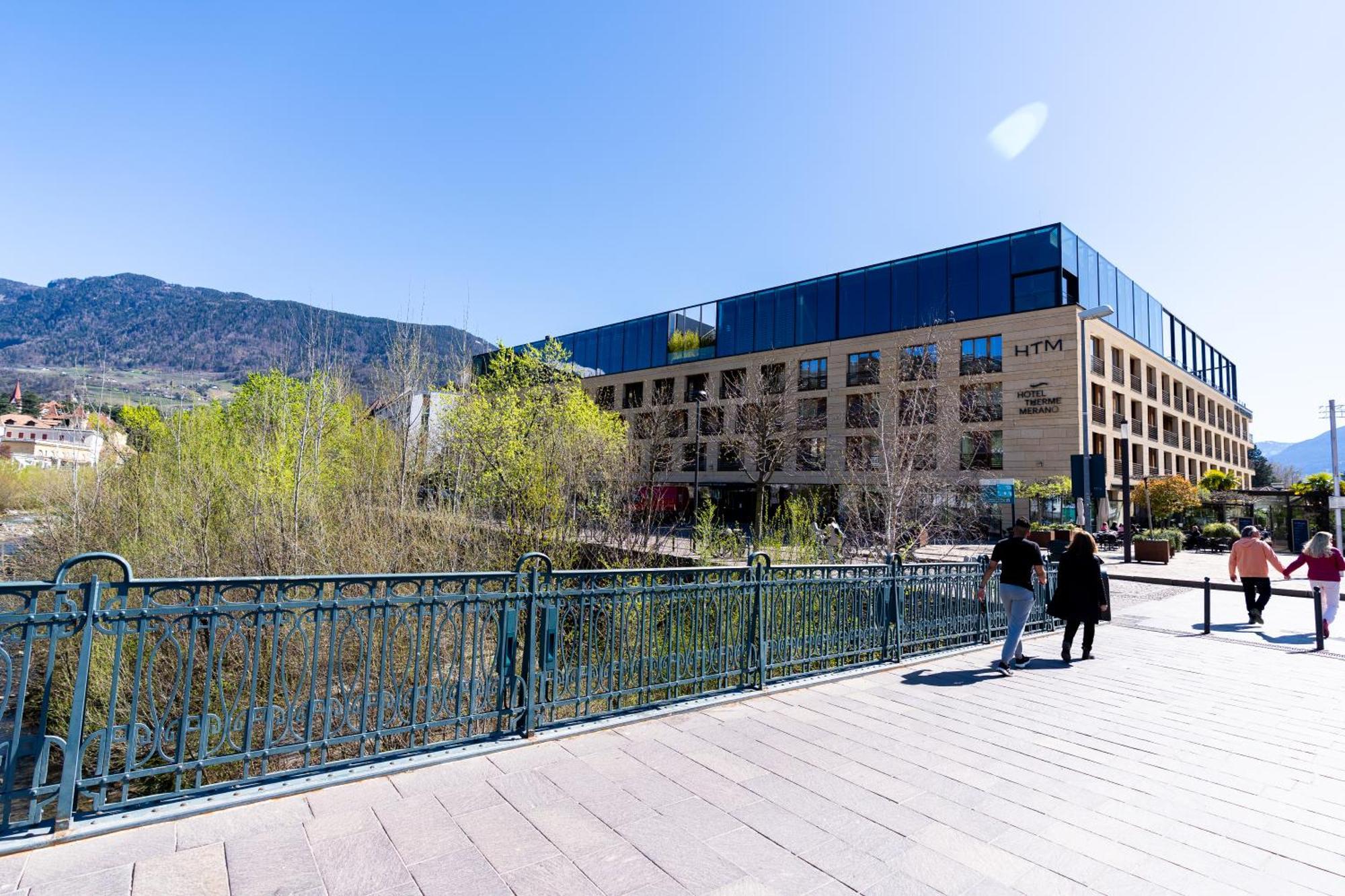 Appartamento Ausblick Kleinjuwel Mit Panoramablick + Garage Merano Esterno foto