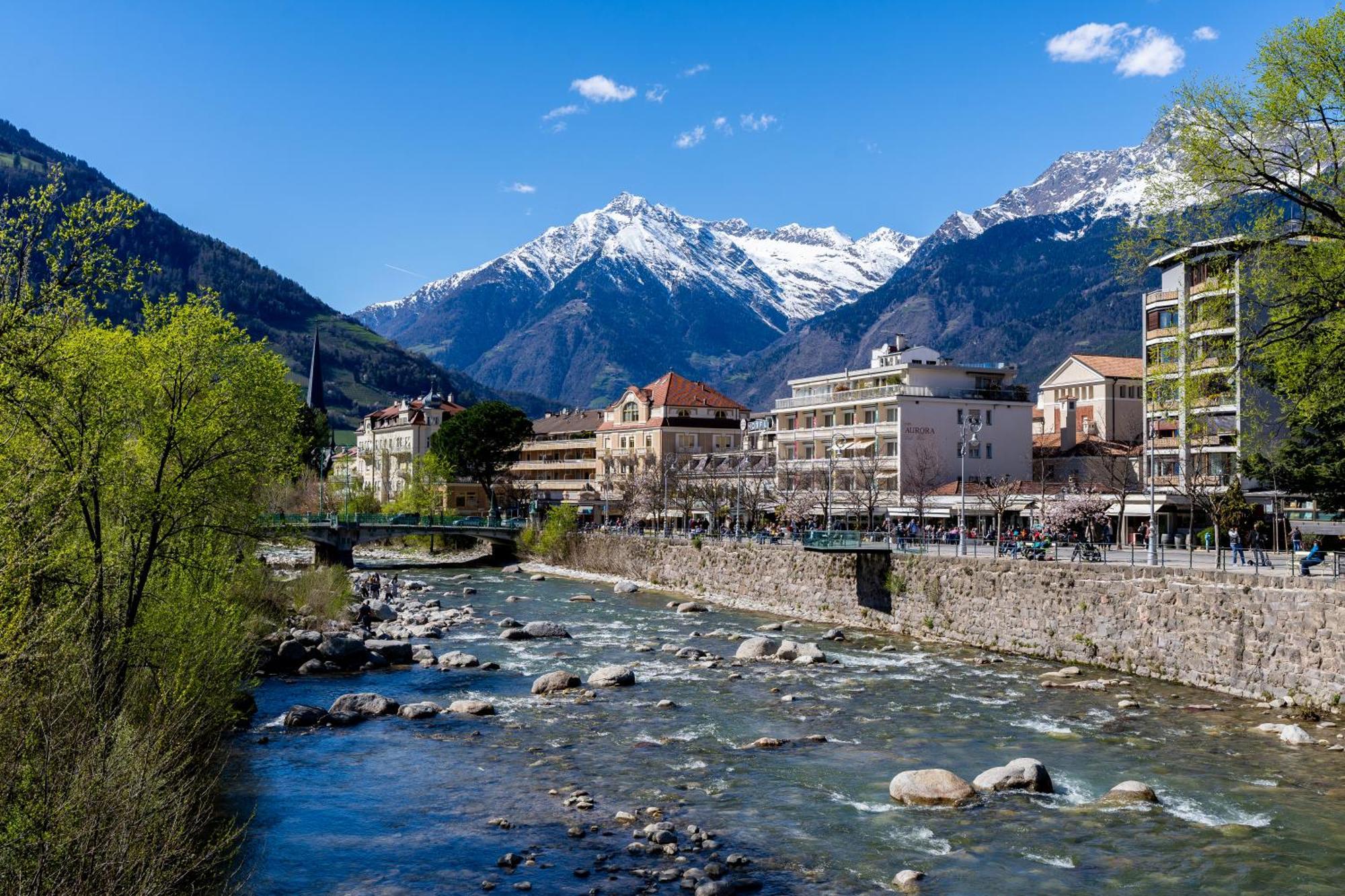 Appartamento Ausblick Kleinjuwel Mit Panoramablick + Garage Merano Esterno foto