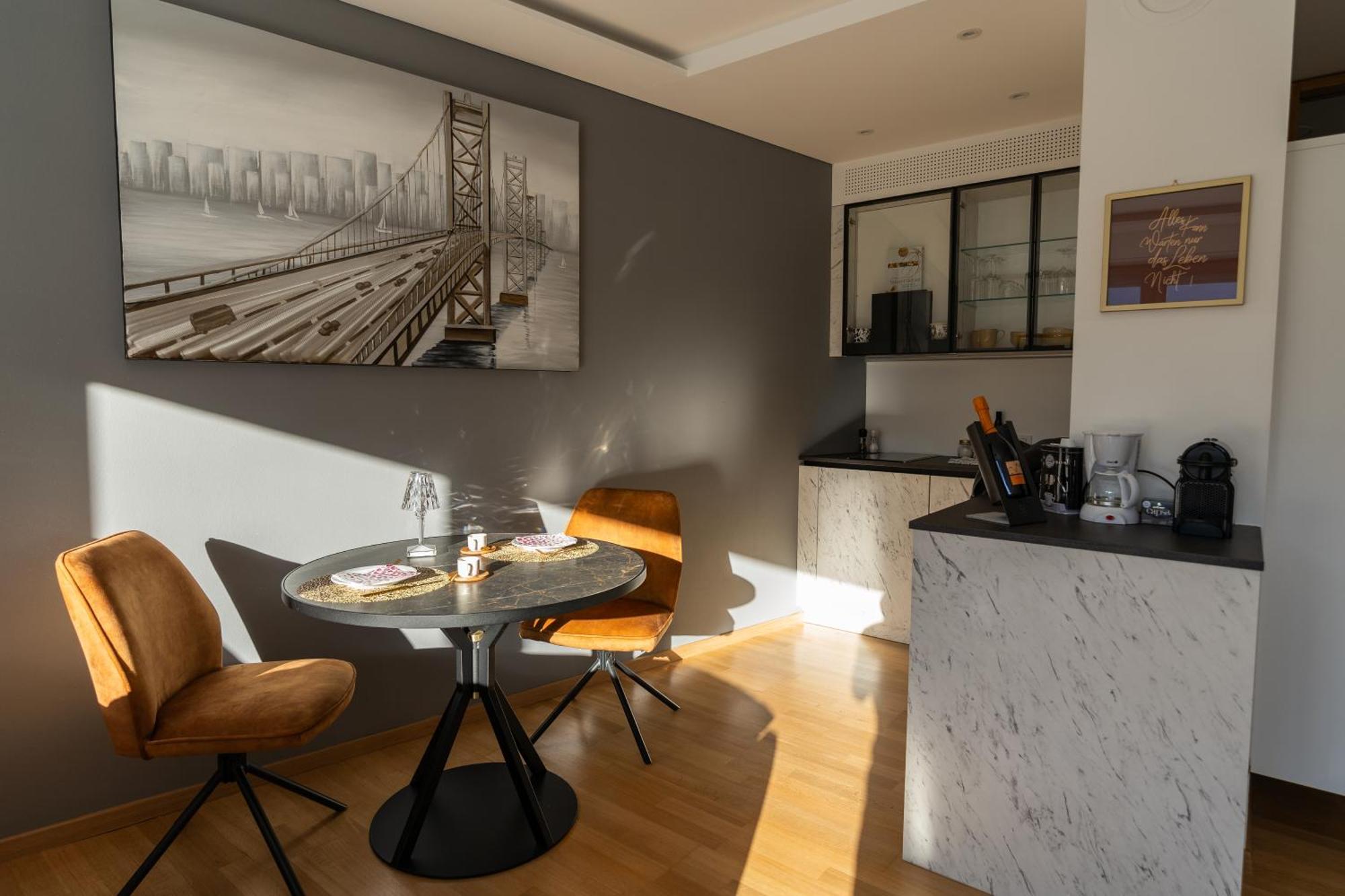 Appartamento Ausblick Kleinjuwel Mit Panoramablick + Garage Merano Esterno foto
